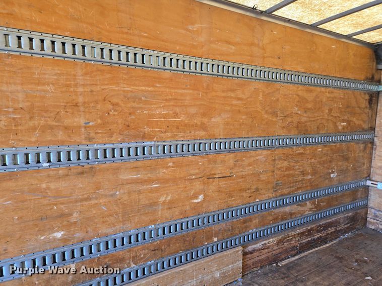 image for item YA0493 2012 Freightliner Business Class M2 106 box truck