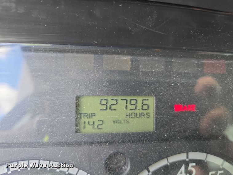 image for item YA0493 2012 Freightliner Business Class M2 106 box truck