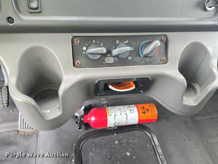 image for item YA0493 2012 Freightliner Business Class M2 106 box truck