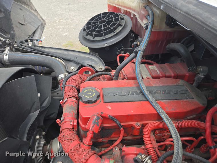 image for item YA0493 2012 Freightliner Business Class M2 106 box truck