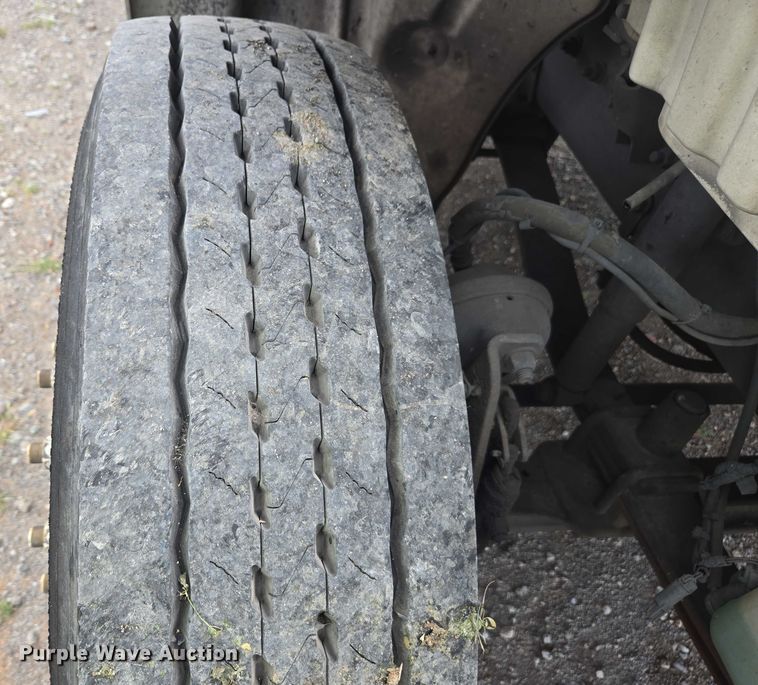 image for item YA0493 2012 Freightliner Business Class M2 106 box truck