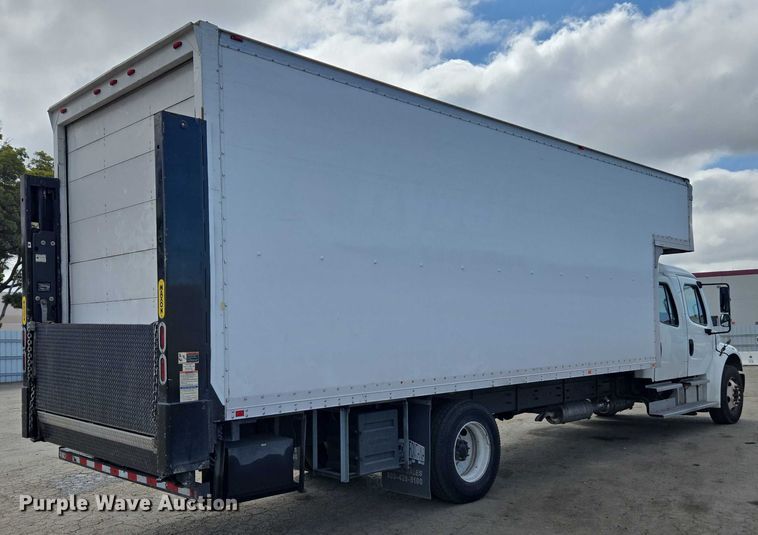 image for item YA0494 2016 Freightliner Business Class M2 106 box truck