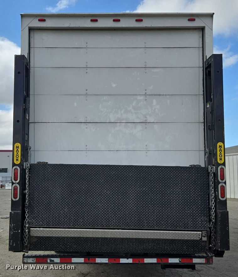 image for item YA0494 2016 Freightliner Business Class M2 106 box truck