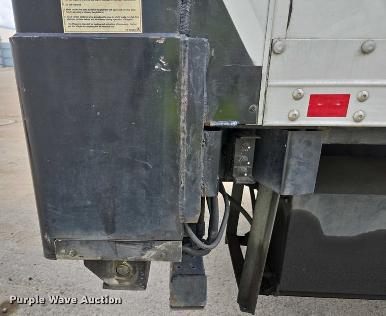 image for item YA0494 2016 Freightliner Business Class M2 106 box truck