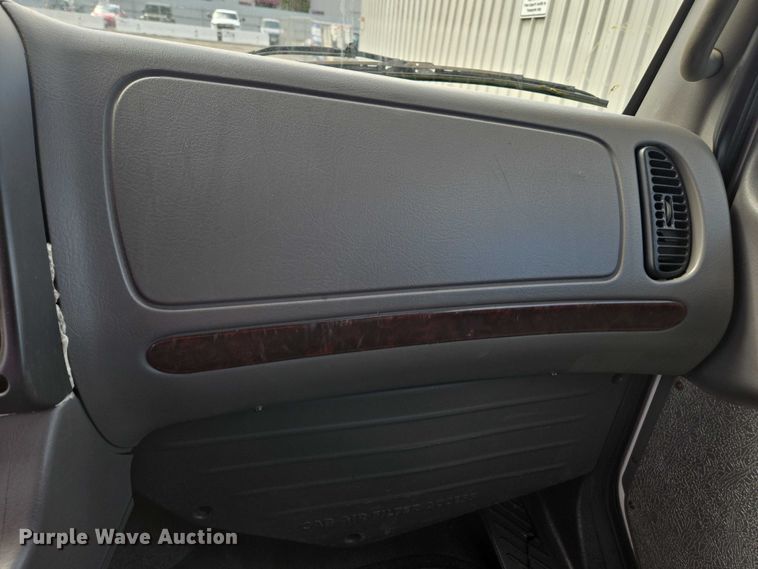 image for item YA0494 2016 Freightliner Business Class M2 106 box truck