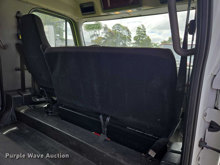 image for item YA0494 2016 Freightliner Business Class M2 106 box truck