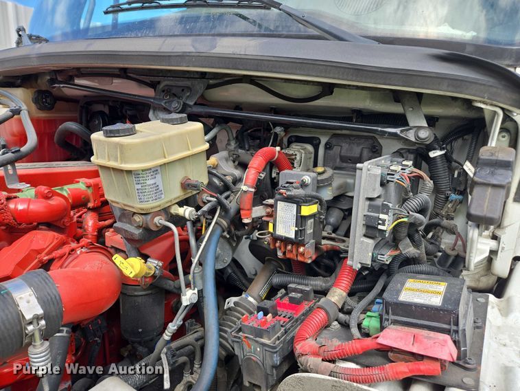 image for item YA0494 2016 Freightliner Business Class M2 106 box truck