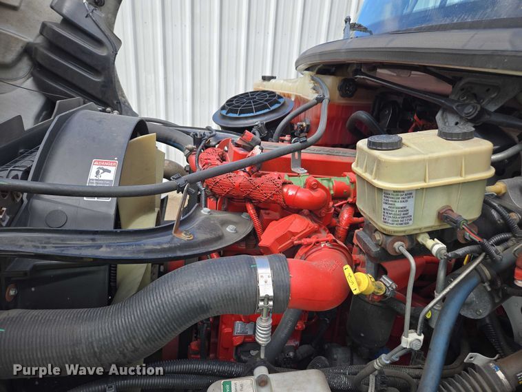 image for item YA0494 2016 Freightliner Business Class M2 106 box truck