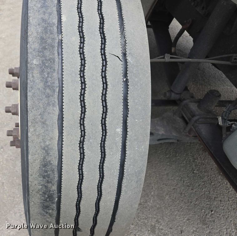 image for item YA0494 2016 Freightliner Business Class M2 106 box truck