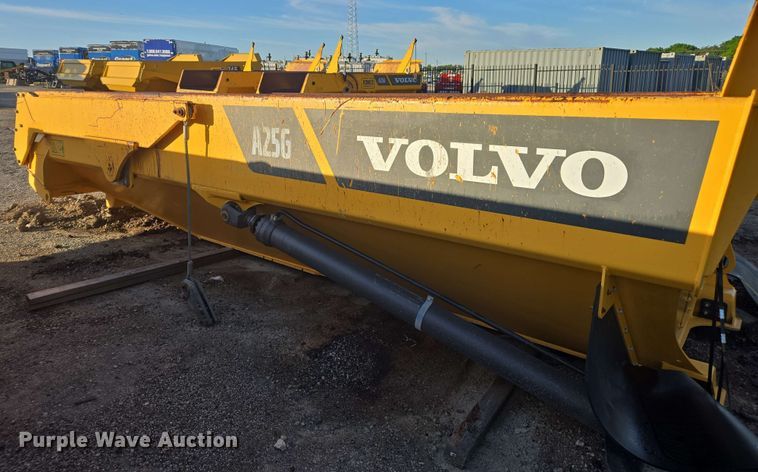 image for item DF8504 Volvo A25G dump bed