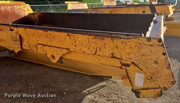 image for item DF8505 Volvo A30D dump bed