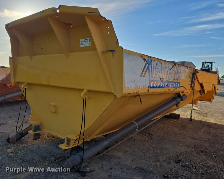 image for item DF8507 Volvo dump bed