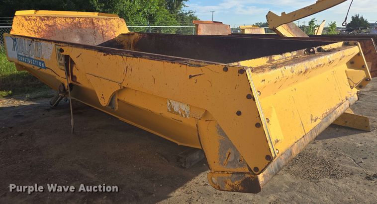 image for item DF8507 Volvo dump bed