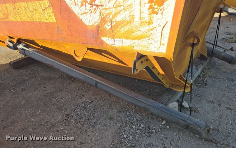 image for item DF8508 Volvo A25D dump bed