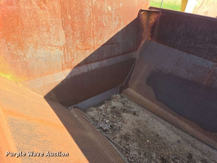 image for item DF8508 Volvo A25D dump bed