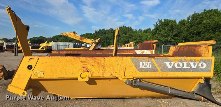 image for item DF8509 Volvo A25G dump bed