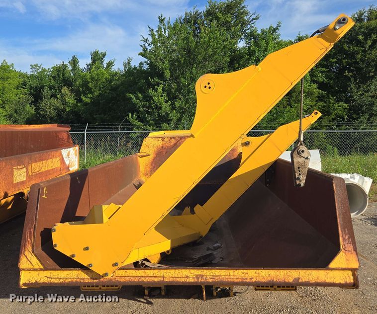 image for item DF8509 Volvo A25G dump bed