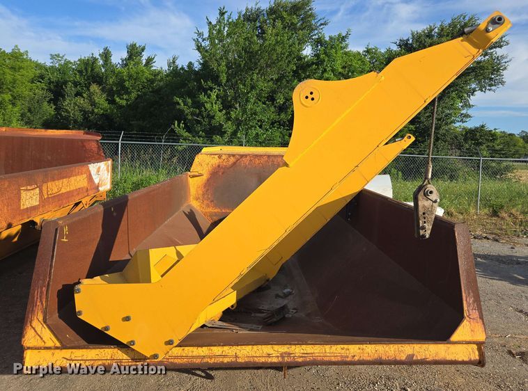 image for item DF8509 Volvo A25G dump bed