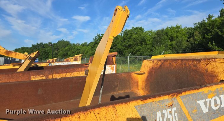 image for item DF8509 Volvo A25G dump bed