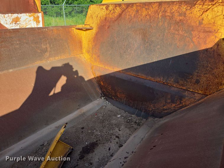 image for item DF8509 Volvo A25G dump bed