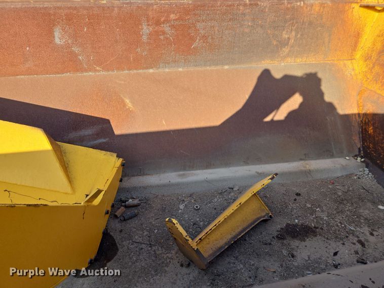 image for item DF8509 Volvo A25G dump bed