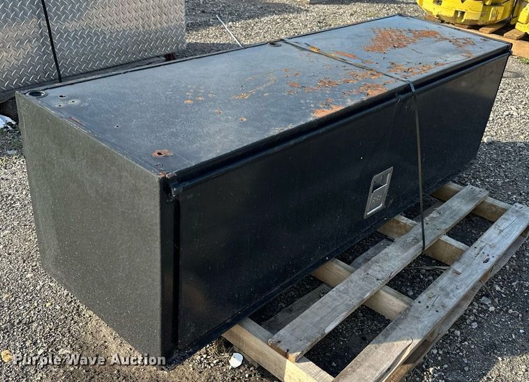 image for item DF8514 Automotive parts and accessories