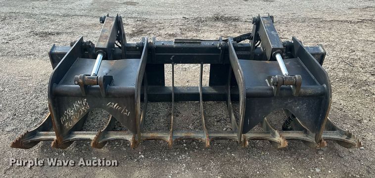 image for item DF8515 Solesbee's skid steer grapple bucket