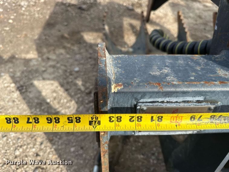 image for item DF8515 Solesbee's skid steer grapple bucket