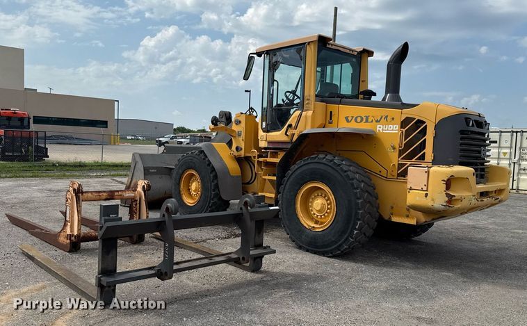 image for item DF8519 2008 Volvo L90F wheel loader