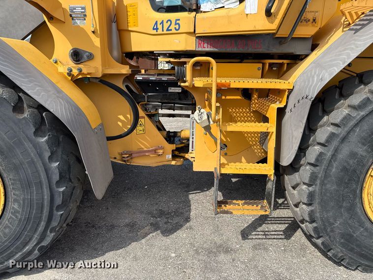 image for item DF8519 2008 Volvo L90F wheel loader