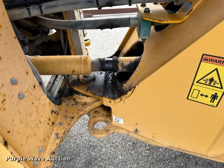 image for item DF8519 2008 Volvo L90F wheel loader