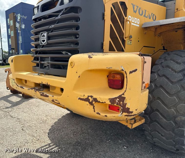 image for item DF8519 2008 Volvo L90F wheel loader