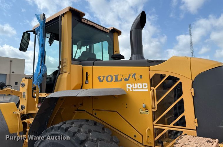 image for item DF8519 2008 Volvo L90F wheel loader