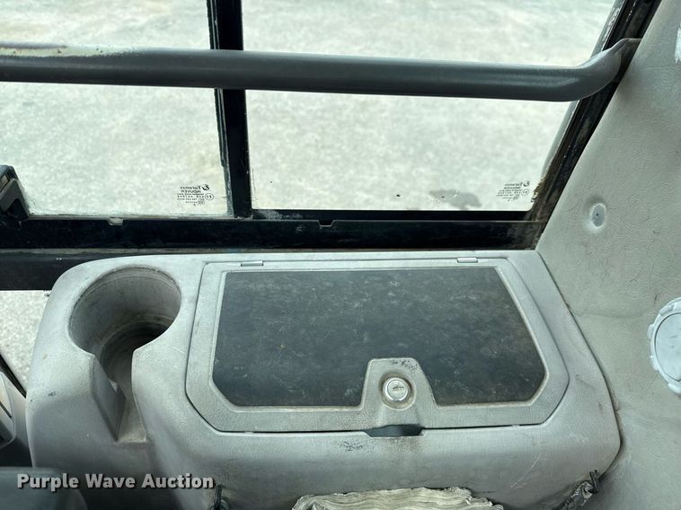 image for item DF8519 2008 Volvo L90F wheel loader