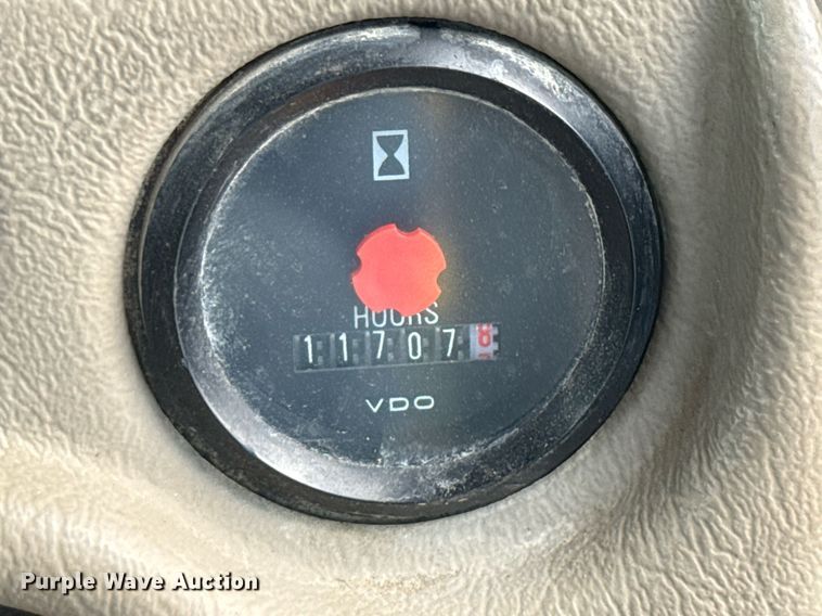 image for item DF8519 2008 Volvo L90F wheel loader