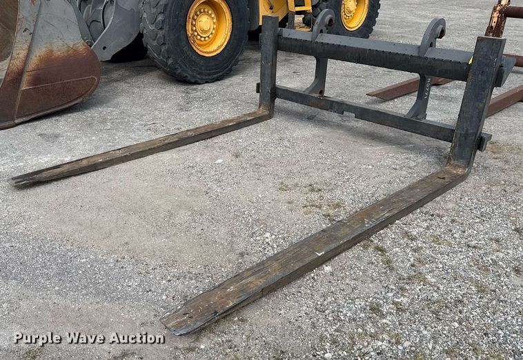 image for item DF8519 2008 Volvo L90F wheel loader