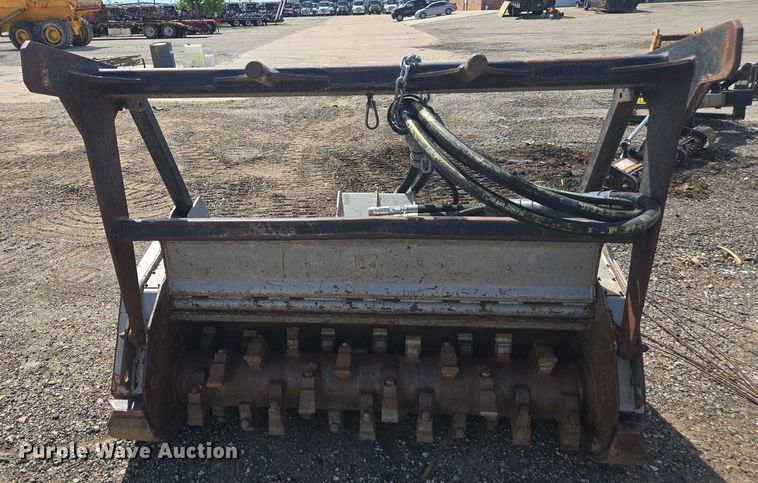 image for item DF8520 2019 FAE UML/SSL-150 VT skid steer mulcher