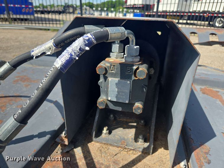 image for item DF8521 2019 Wolverine 72