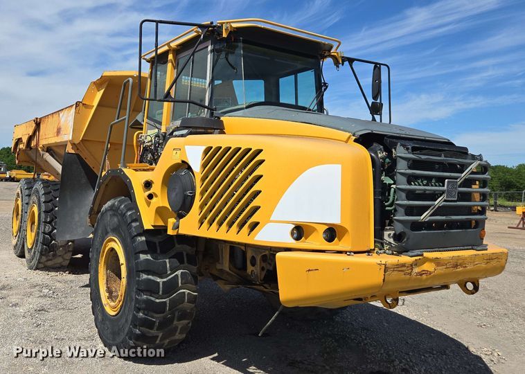 image for item DF8522 2004 Volvo A25D articulated haul truck