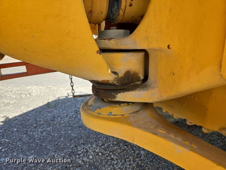 image for item DF8522 2004 Volvo A25D articulated haul truck