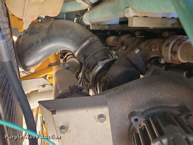 image for item DF8522 2004 Volvo A25D articulated haul truck