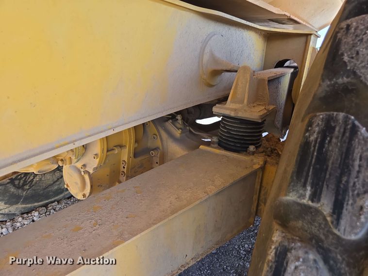 image for item DF8522 2004 Volvo A25D articulated haul truck