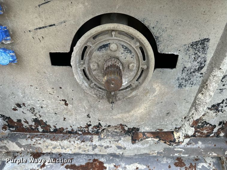 image for item DF8523 2019 FAE MTM-225 soil stabilizer / recycler