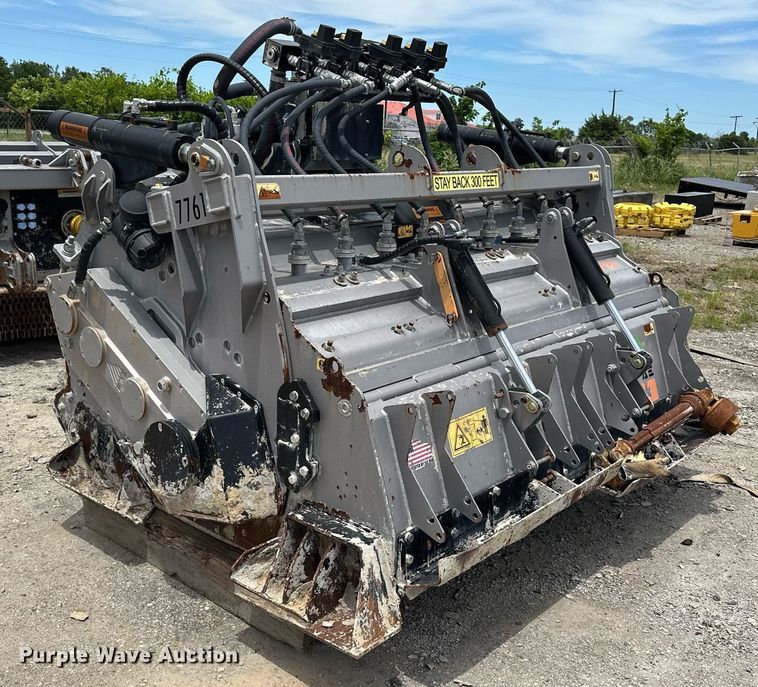 image for item DF8524 2018 FAE MTM-225 soil stabilizer / recycler