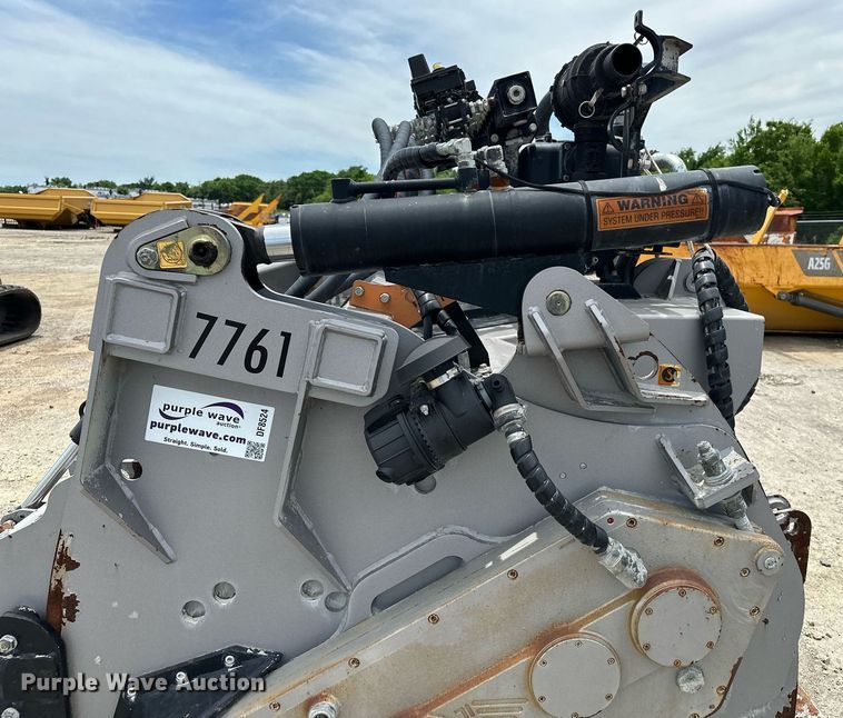 image for item DF8524 2018 FAE MTM-225 soil stabilizer / recycler