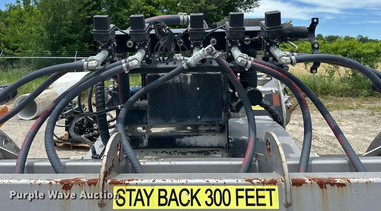 image for item DF8524 2018 FAE MTM-225 soil stabilizer / recycler