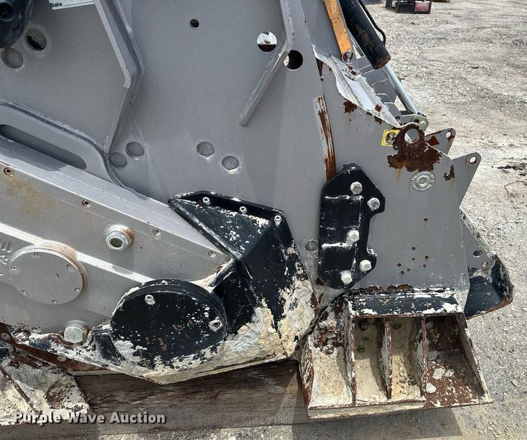 image for item DF8524 2018 FAE MTM-225 soil stabilizer / recycler