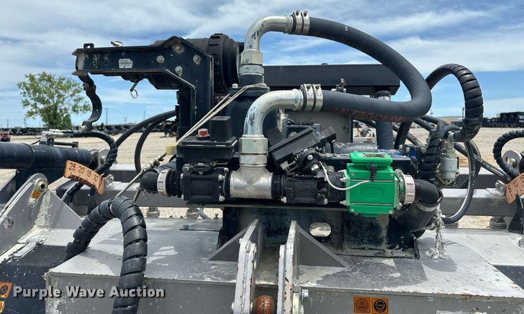 image for item DF8524 2018 FAE MTM-225 soil stabilizer / recycler