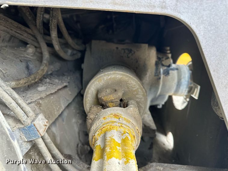 image for item DF8524 2018 FAE MTM-225 soil stabilizer / recycler