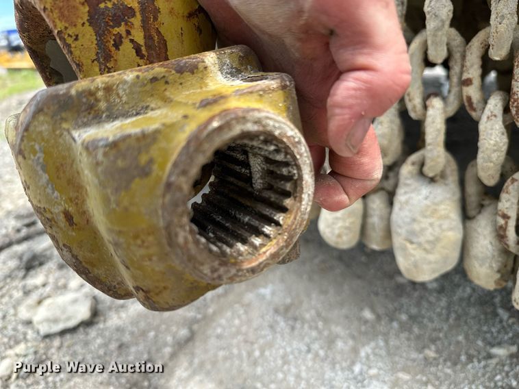 image for item DF8524 2018 FAE MTM-225 soil stabilizer / recycler